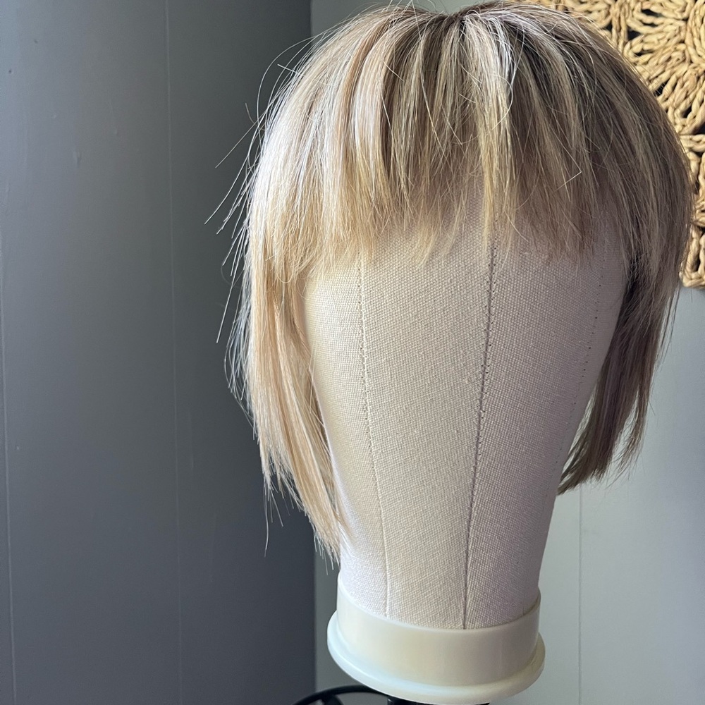 Stylish Blonde Wig for Women